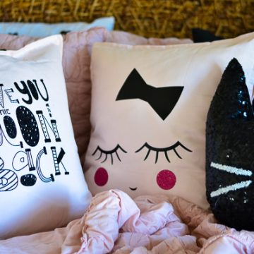 girls bedroom pillows